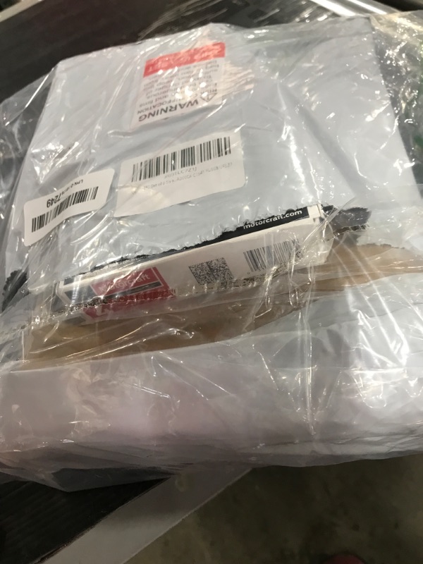 Photo 1 of MAS Set of 8 Straight boot Ignition Coil Pack DG511+8 Motorcraft Platinum Spark Plugs SP515 SP546 Compatible with Ford Expedition F150 F250 Super Duty Lincoln 3L3E12A366CA C1541 FD508 UF537