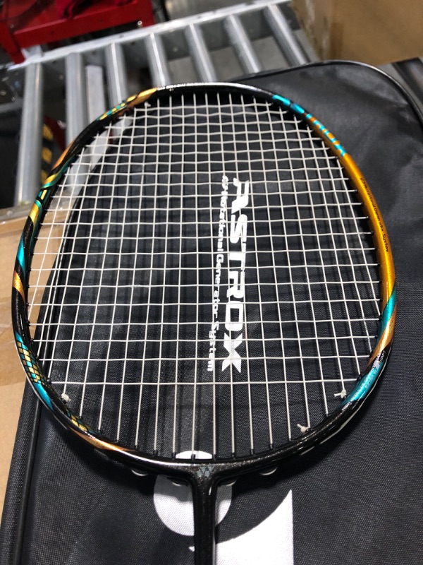 Photo 3 of YONEX ASTROX 88D PRO Badminton Racket ( Camel Gold) G5 4U -UNSTRUNG
