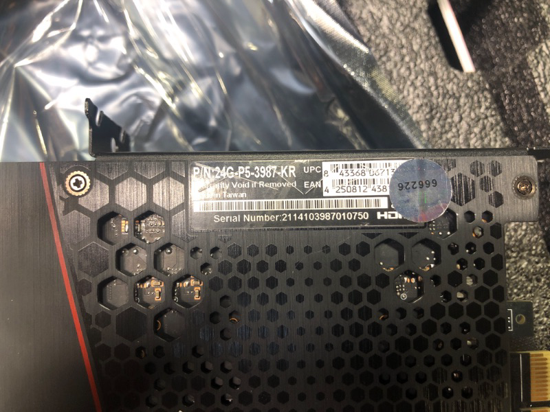 Photo 4 of EVGA GeForce RTX 3090 FTW3 Ultra Gaming, 24GB GDDR6X, iCX3 Technology, ARGB LED, Metal Backplate, 24G-P5-3987-KR
