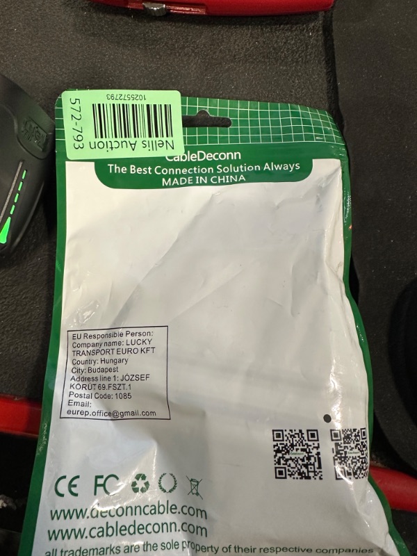 Photo 2 of CABLEDECONN HDMI 2.1 8K Switch with Remote Control Directional 2in 1out 8K@60Hz 4K@120Hz Converter High Speed 48Gbps Compatible with Xbox PS5 Projectors Monitors