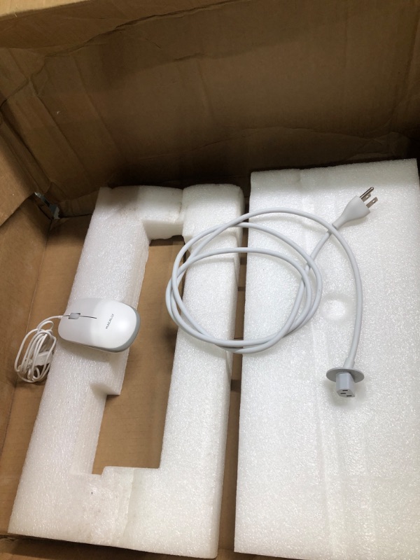 Photo 1 of ***parts only cracked screen**
iMac (Retina 4K, 21.5-inch, 2017)
Serial Number: D25TV00GJ1G9