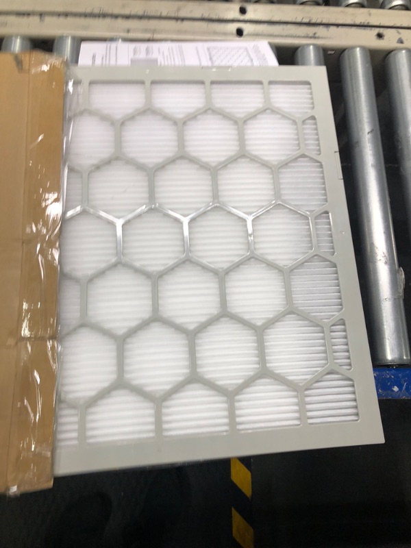 Photo 2 of 20x20x1 MERV 8 Air Filter,AC Furnace Air Filter,Reusable ABS Plastic Frame, 7 Pack Replaceable Filter Media (Actual Size: 19 3/4" x 19