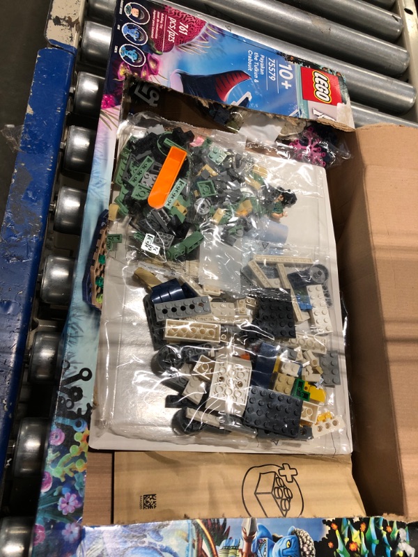 Photo 3 of LEGO Avatar: The Way of Water Payakan The Tulkun & Crabsuit 75579, Building Toy Set, Movie Underwater Ocean with Whale-Like Sea Animal Creature Figure Standard Packaging