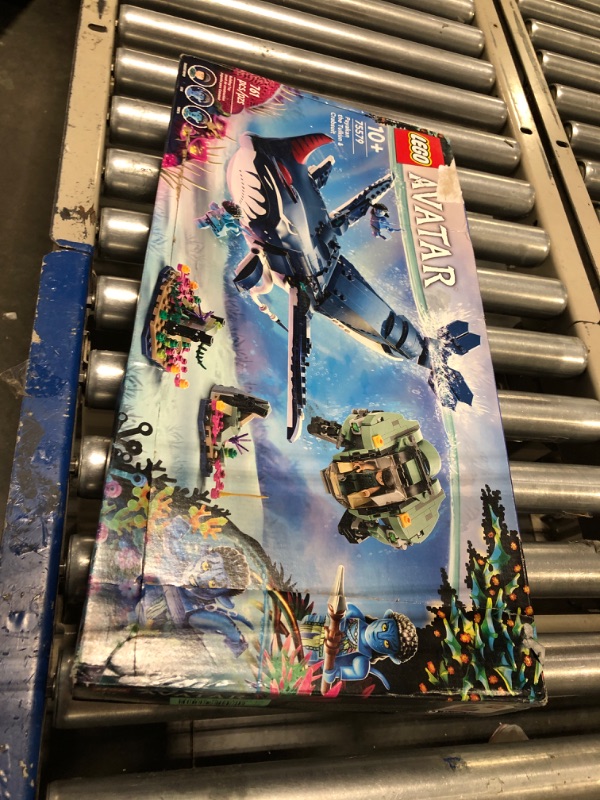 Photo 2 of LEGO Avatar: The Way of Water Payakan The Tulkun & Crabsuit 75579, Building Toy Set, Movie Underwater Ocean with Whale-Like Sea Animal Creature Figure Standard Packaging