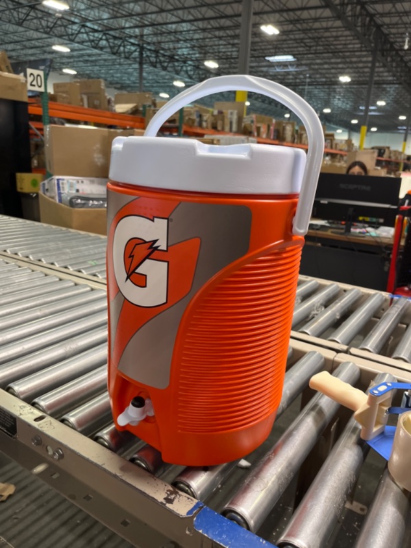 Photo 2 of Gatorade 73021 Beverage Cooler, 3 Gallon, Orange