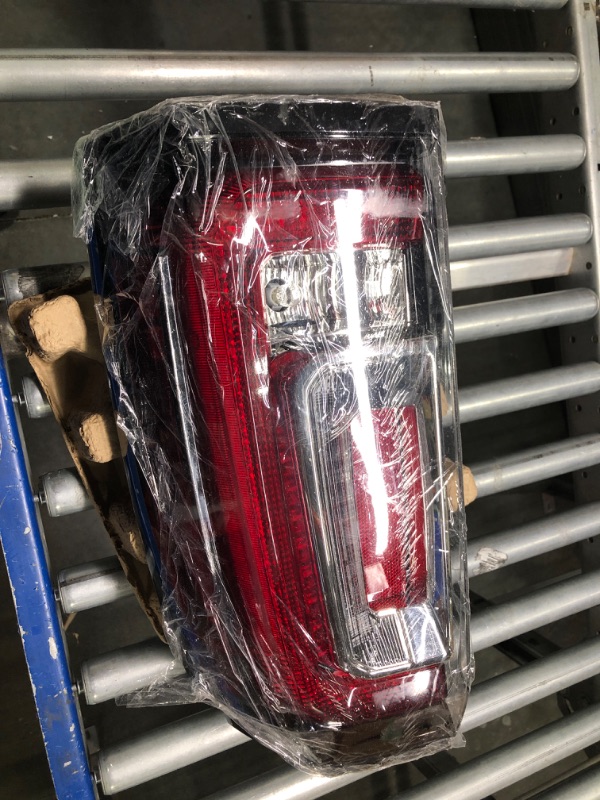 Photo 2 of G-PLUS LED BAR Tail Lights Compatible with GMC Yukon/Yukon XL 2019-2020/Fit GMC Yukon/Yukon XL (Denali, SLE, SLT) 15-18 Driver and Passenger Side Taillights Taillamps Brakelights 84536243 GM2801268C
