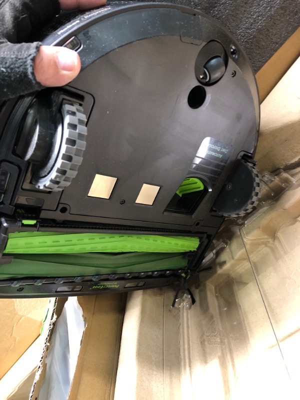 Photo 4 of **Used**iRobot Roomba s9+ (9550) Robot Vacuum with Automatic Dirt Disposal- Empties itself, Wi-Fi Connected, Smart Mapping, Powerful Suction, Corners & Edges, Ideal for Pet Hair, Black