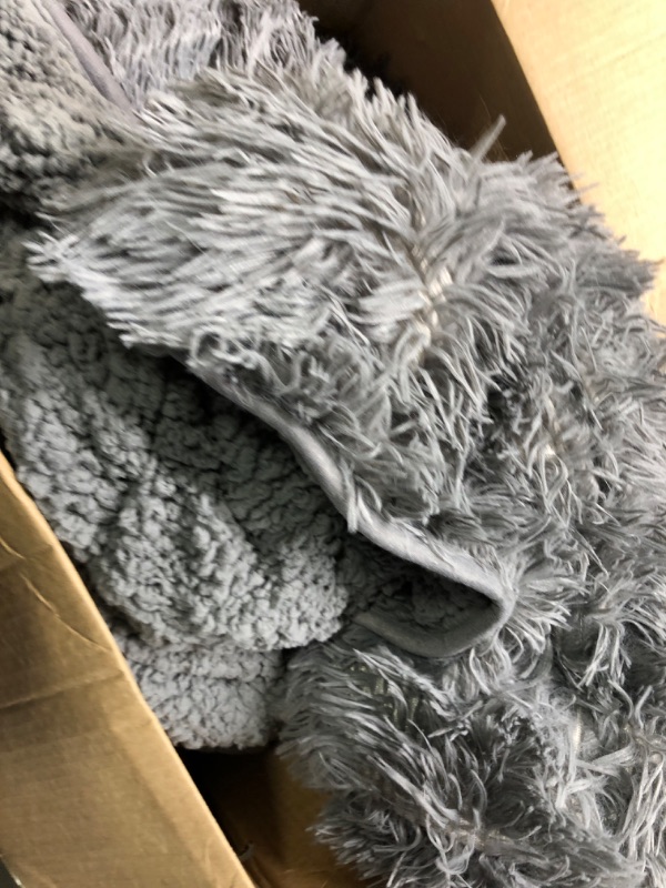 Photo 3 of **LIKE NEW**Bedsure Faux Fur Throw Blanket Light Grey – Fuzzy, Fluffy, and Shaggy Faux Fur, Soft and Thick Sherpa, Tie-dye Decorative Gift, Throw Blankets for Couch, Sofa, Bed, 50x60 Inches, 380 GSM Light Grey 50"x60" Throw