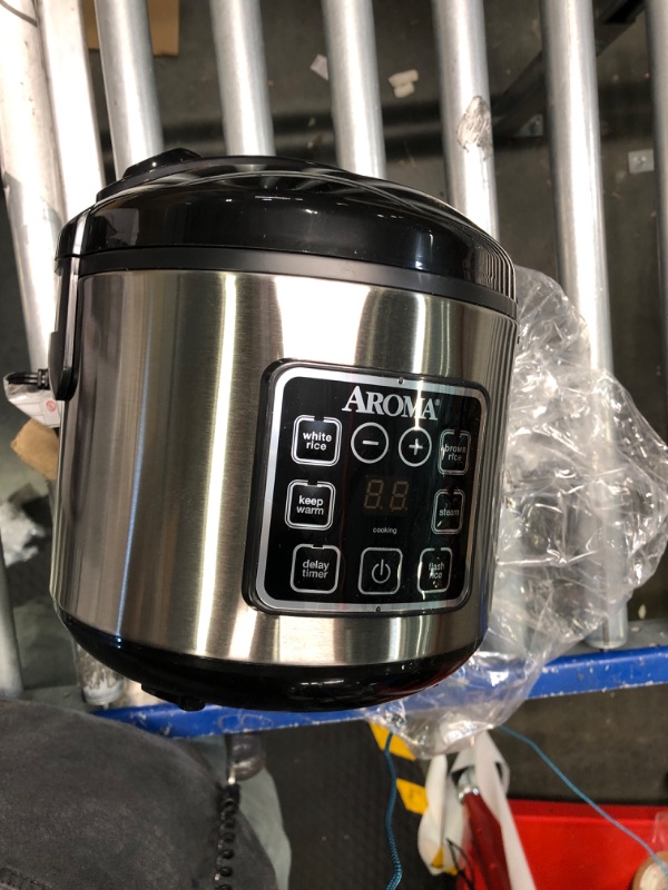 Photo 3 of **LIKE NEW**Aroma Housewares ARC-914SBD Digital Cool-Touch Rice Grain Cooker and Food Steamer, Stainless, Silver, 4-Cup (Uncooked) / 8-Cup (Cooked) Basic