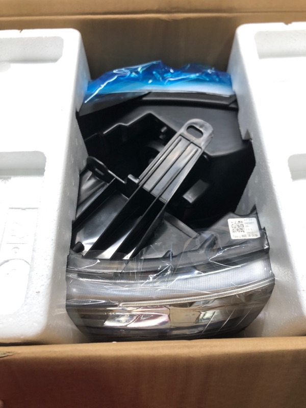 Photo 1 of AS Headlight Assembly for 2007 2008 2009 2010 2011 2012 2013 Chevrolet Silverado 1500/07 08 09 10 11 12 13 14 Chevy Silverado 2500HD 3500HD Chrome Housing Amber Reflector Replacement Pair B-Chrome Housing Amber Reflector