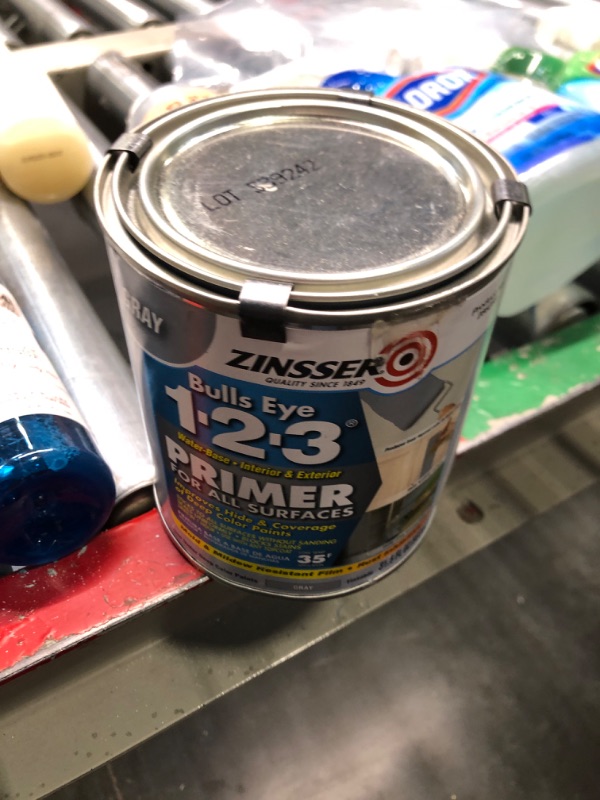 Photo 2 of Zinsser 286258 Bulls Eye 1-2-3 All Surface Primer, Quart, Gray Quart Gray