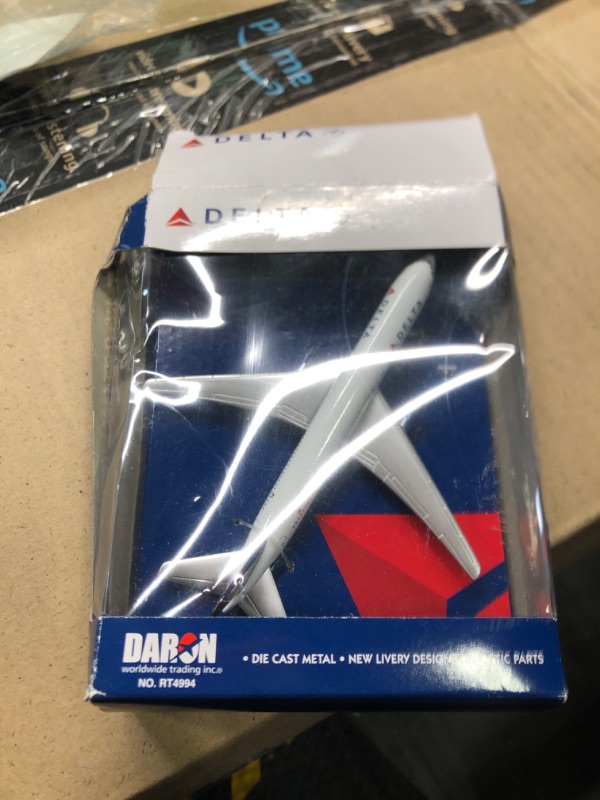 Photo 1 of Daron Delta Single Plane