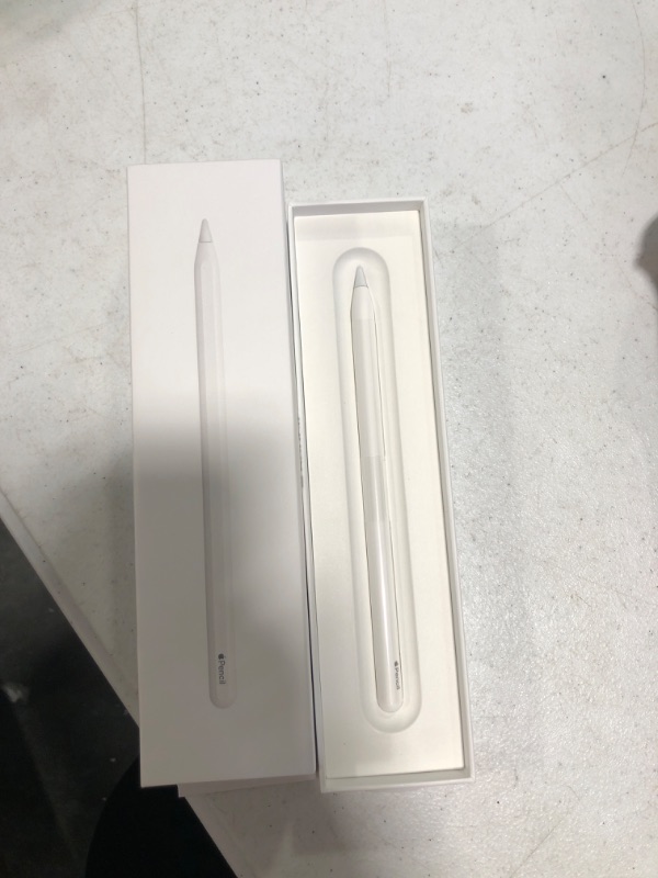 Photo 2 of Apple Pencil (2nd Generation)