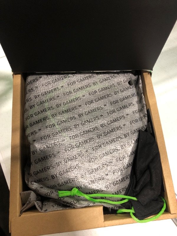 Photo 1 of Razer BlackShark V2 X Gaming Headset: 7.1 Surround Sound - 50mm Drivers - Memory Foam Cushion - for PC, PS4, PS5, Switch, Xbox One, Xbox Series X|S, Mobile - 3.5mm Audio Jack - Classic Black