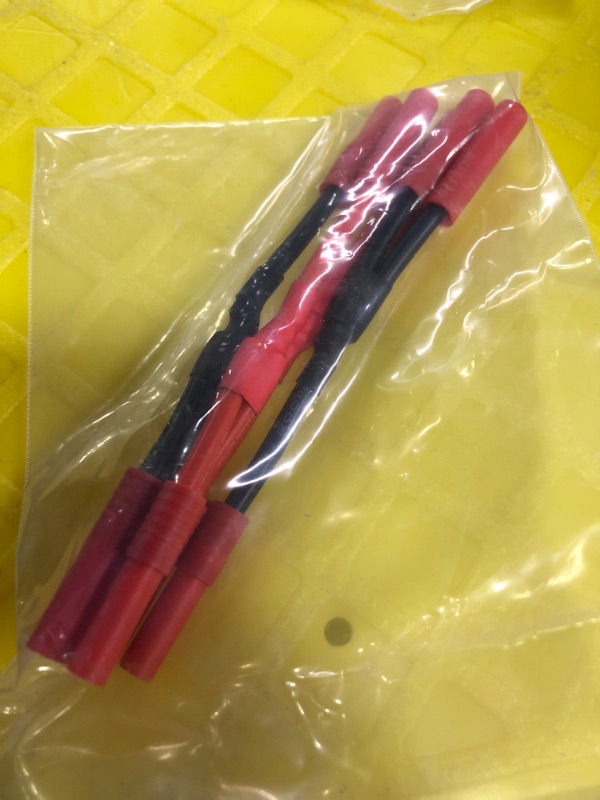 Photo 1 of 2Pcs HIRCQOO HXT 4MM Bullet Plug 12AWG Soft Silicone Parallel 3.93" Y Splitter Harness Cable Adapter 1Female to 2 Male for RC Car Truck Boat Quadcopter Airplanes Lipo Battery