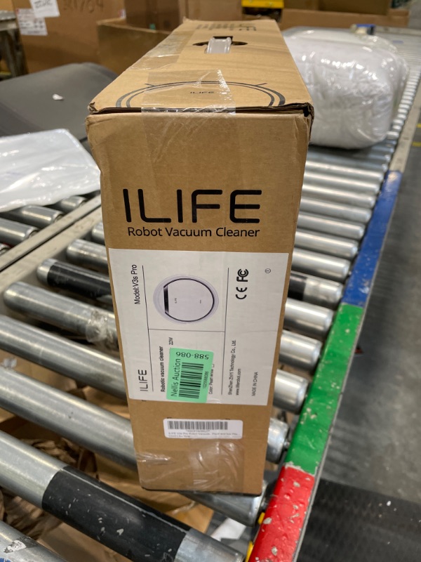 Photo 2 of *****USED//SOLD AS PARTS*****ILIFE V3s Pro Robot Vacuum Cleaner- REFURBISHED, Tangle-free Suction , Slim, Automatic Self-Charging Robotic Vacuum Cleaner, Daily Schedule Cleaning, Ideal For Pet HairHard Floor and Low Pile Carpet, Pearl White
