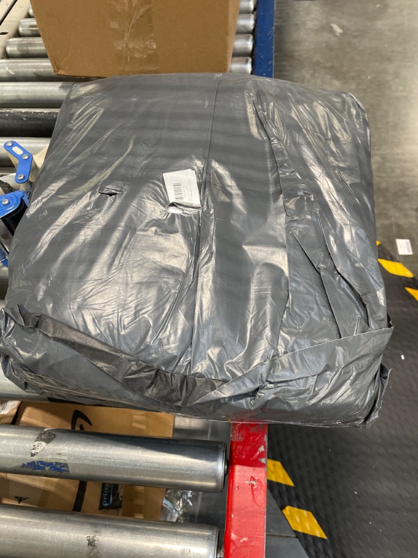 Photo 1 of 17-19ft Trailerable 600D Boat Covers, Heavy Duty Waterproof UV Marine Grade Oxford Fabric fits V-Hull,TRI-Hull,Trailer,Pro-Style,Fishing Ski Boat,Runabout,Bass Boat, Tightening Strap Black black 17-19ft 600D