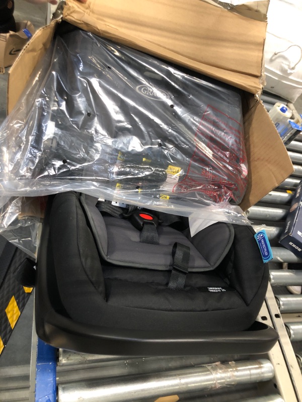 Photo 3 of Chicco KeyFit 30 Infant Car Seat, Orion