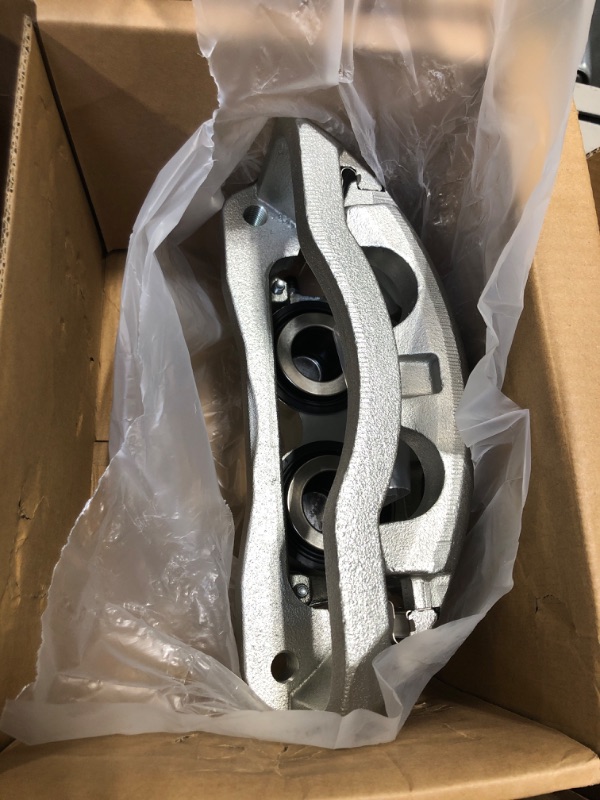 Photo 1 of AutoShack Front Brake Calipers Assembly Pair Set of 2 Driver and Passenger Side Replacement for Mazda B2300 B4000 B3000 Ford Explorer Sport Trac 2003-2011 Ranger 2002-2005 Mercury Mountaineer BC2734PR