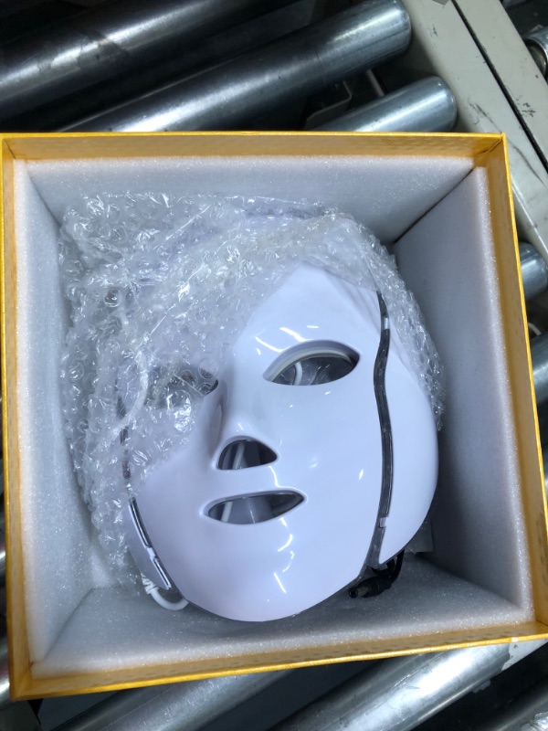 Photo 1 of 7 Colors Light Portable Face & Neck M -ask Machine for Home Use | 7 Colors
