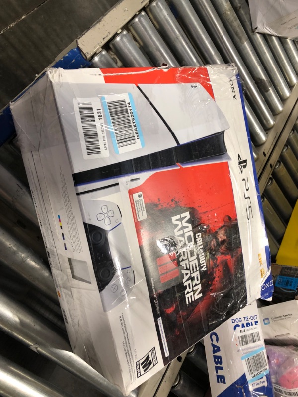 Photo 2 of ** only PS5 **    PlayStation®5 Console – Call of Duty® Modern Warfare® III Bundle