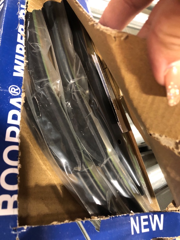 Photo 1 of 3 wipers Replacement for 2011-2013 Jeep Grand Cherokee/2011-2021 Dodge Durango, Windshield Wiper Blades Original Equipment Replacement - 22"/21"/12" (Set of 3) U/J HOOK
