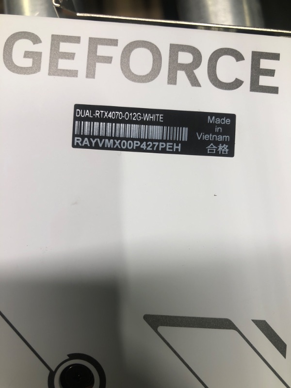 Photo 7 of ASUS Dual GeForce RTX™ 4070 White OC Edition 12GB GDDR6X (PCIe 4.0, 12GB GDDR6X, DLSS 3, HDMI 2.1, DisplayPort 1.4a, 2.56-Slot Design, Axial-tech Fan Design, 0dB Technology, and More) White DUAL-RTX4070-O12G-WHITE