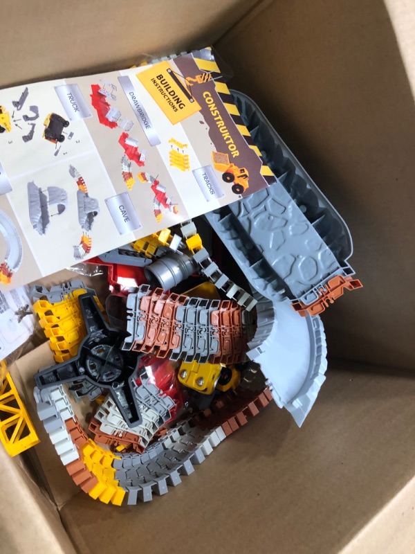 Photo 3 of ** FOR PARTS** JITTERYGIT Construction Race Track Site Toy - Including Sandbox Vehicles, Trucks, Excavator, Bulldozer, Dump Truck, Crane - Birthday Gift for Kids, Boys, Girls, Toddlers for Ages 3 4 5 6 7 8 Year Old