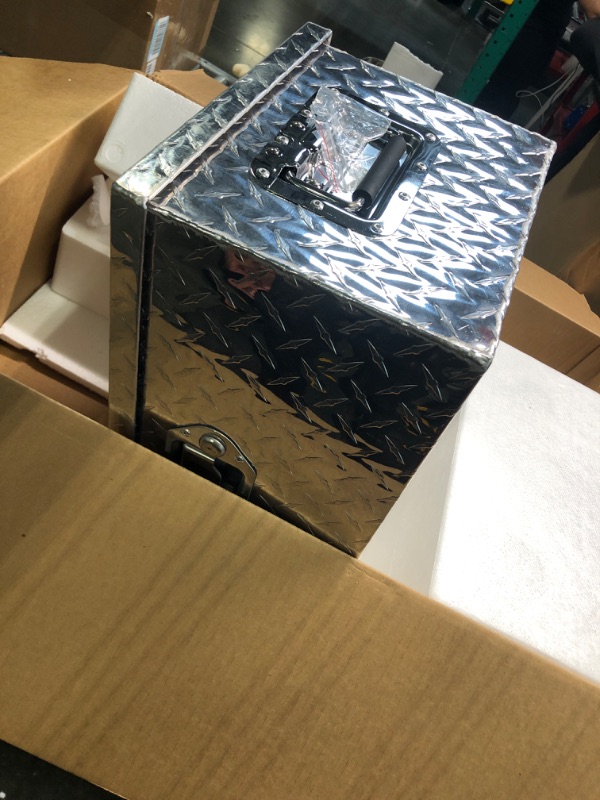 Photo 1 of LABLT 20 Inch Aluminum Diamond Plate Tool Box Organizer Silver With Lock Key