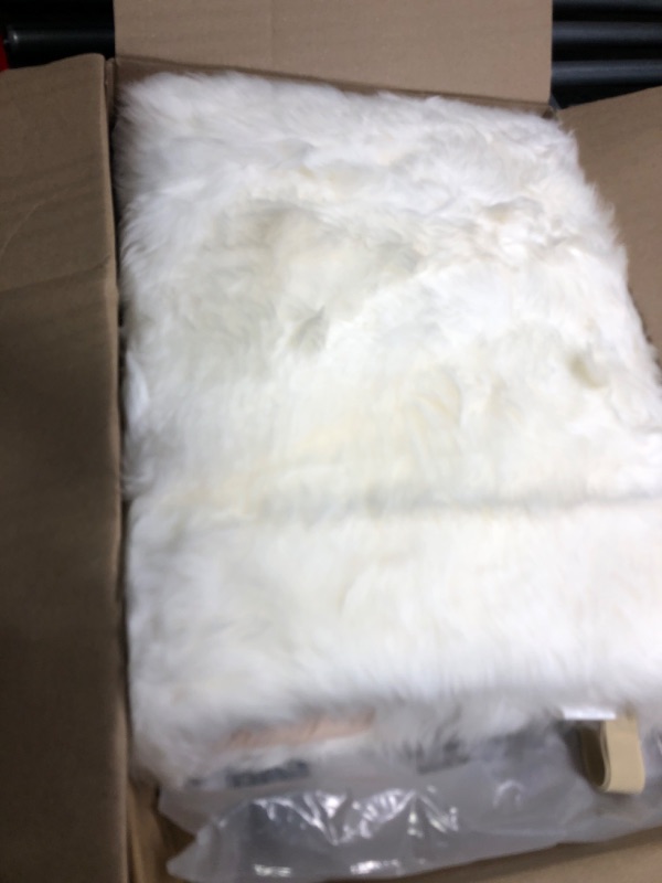 Photo 3 of Gracefur Sheepskin Car Seat Cover Genuine Wool Seat Cover Fluffy Fur Front Seat Covers Fits Cars, Trucks, SUV, or Van (White)