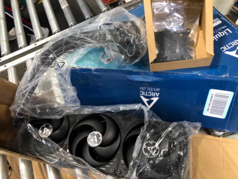 Photo 1 of ARCTIC Liquid Freezer II 420 - Multi Compatible All-in-One CPU AIO Water Cooler, Efficient PWM Controlled Pump, Fan Speed: 200-1700 RPM (Controlled via PWM), LGA1700 compatible - Black *Used*box is damaged 