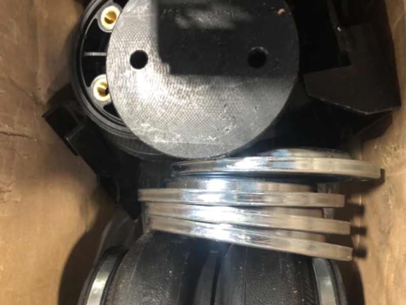 Photo 1 of Air Lift 57355 LoadLifter 5000 Air Suspension Kit