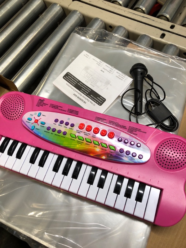 Photo 3 of aPerfectLife Kids Piano, 32 Keys Multifunction Portable Toy Electronic Music Keyboard Instrument for Early Learning Educational (Pink) 3211 Pink