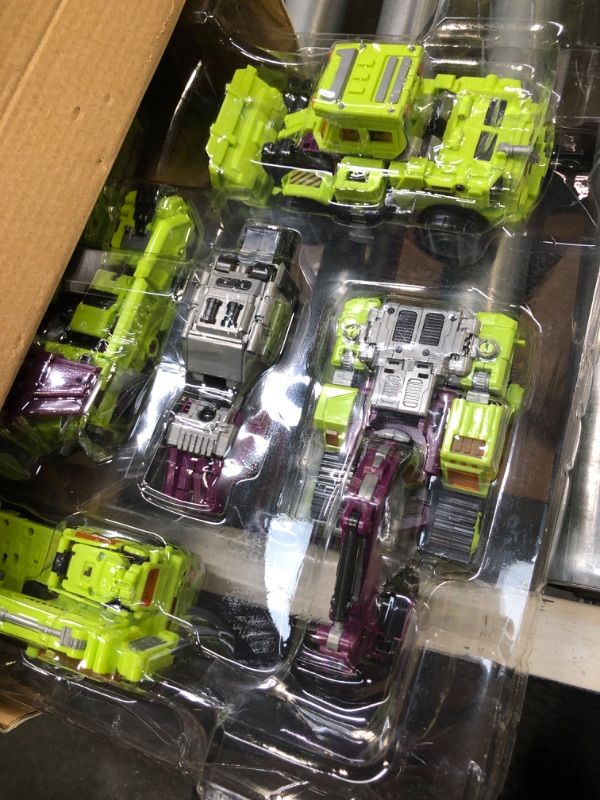 Photo 1 of Flame Toys Furai Model Devastator Transformers, Green (FLM51310)
