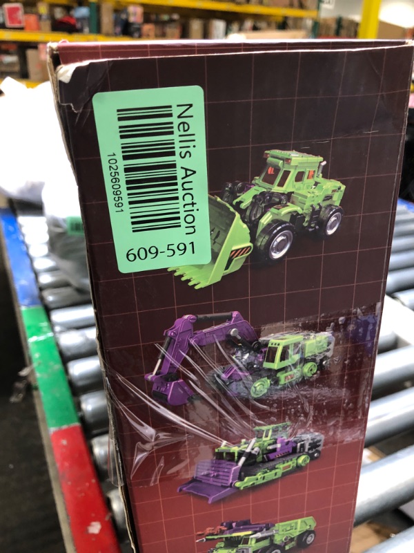 Photo 1 of Flame Toys Furai Model Devastator Transformers, Green (FLM51310)
