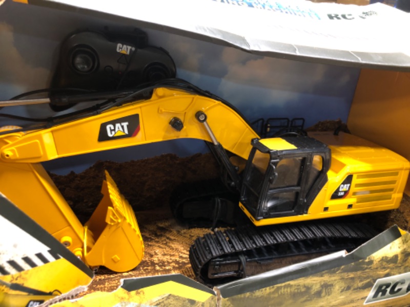 Photo 2 of Diecast Masters RC Truck CAT 336 Excavator | Fully Functional Radio Control Excavator Truck | 1:24 Scale Model Remote Control Truck, RC Caterpillar Trucks | CAT Yellow Diecast Model 25001