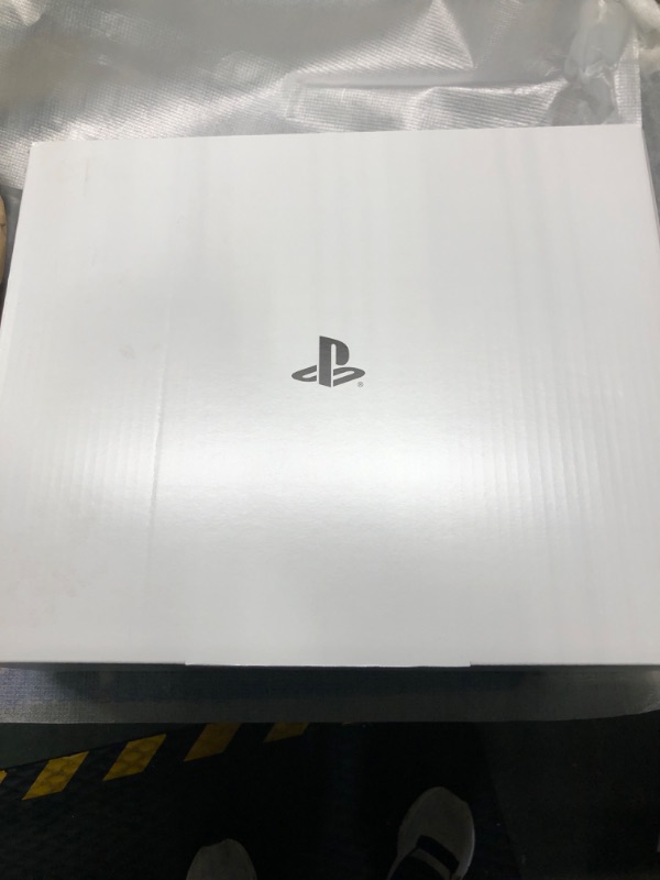 Photo 3 of ***FOR PARTS ONLY*** 

PlayStation®5 Digital Edition (slim)