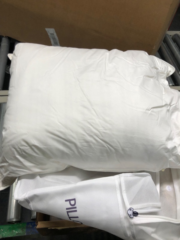 Photo 4 of **USED** Lincove Cloud Natural Canadian White Down Luxury Sleeping Pillow - 625 Fill Power, 500 Thread Count Cotton Shell, Made in Canada, Standard - Soft, 1 Pack