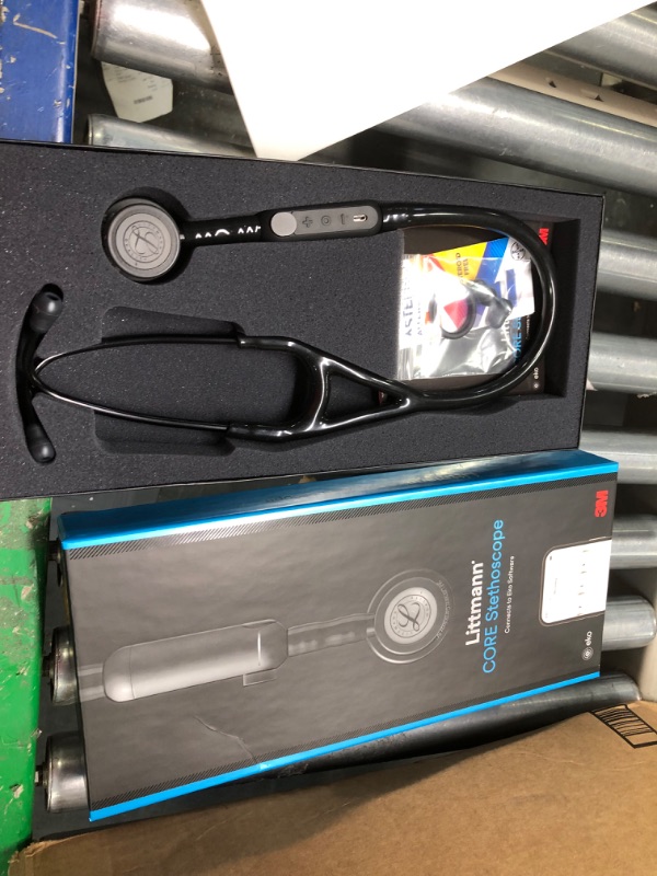 Photo 3 of 3M Littmann CORE Digital Stethoscope, Black Chestpiece, Stem and Headset, 27 Inc
