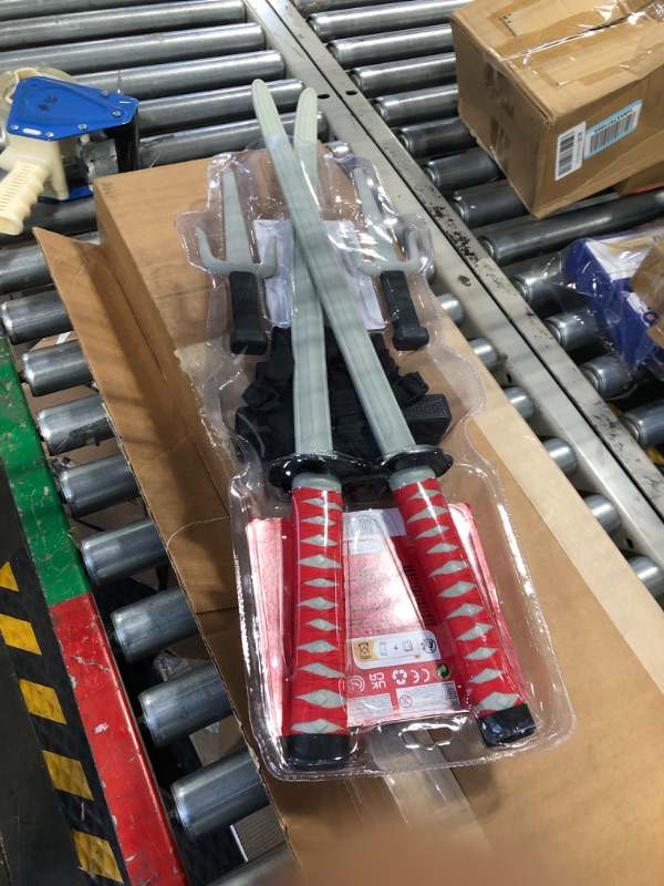 Photo 1 of Dragon Ninja Weapon Set