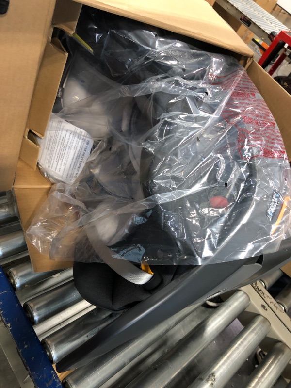 Photo 1 of Chicco KeyFit 35 Zip ClearTex Infant Car Seat - Obsidian | Black With ClearTex® No Chemicals Obsidian/Black