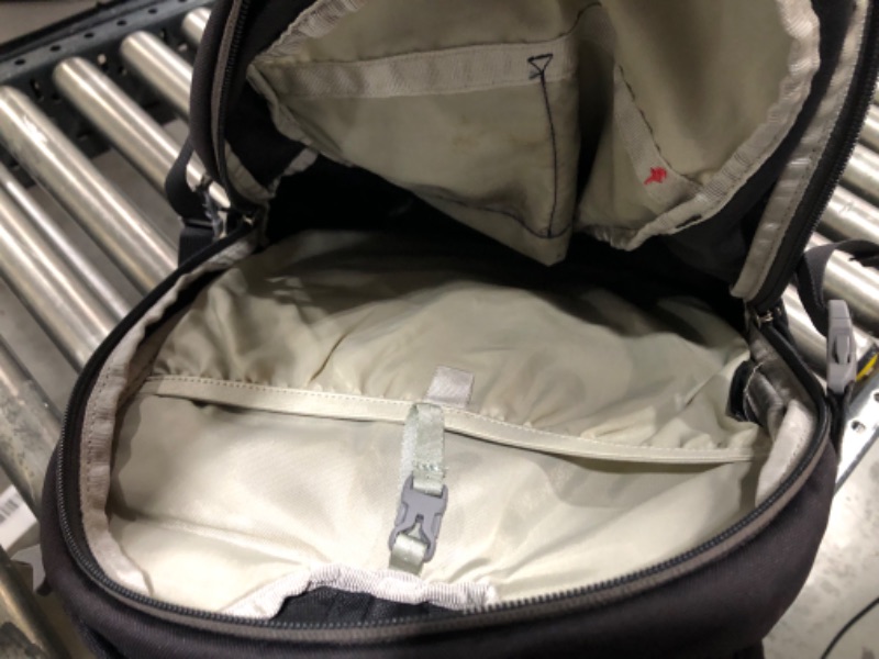 Photo 1 of  Osprey Daylite Everyday Backpack, GREY, One Size 