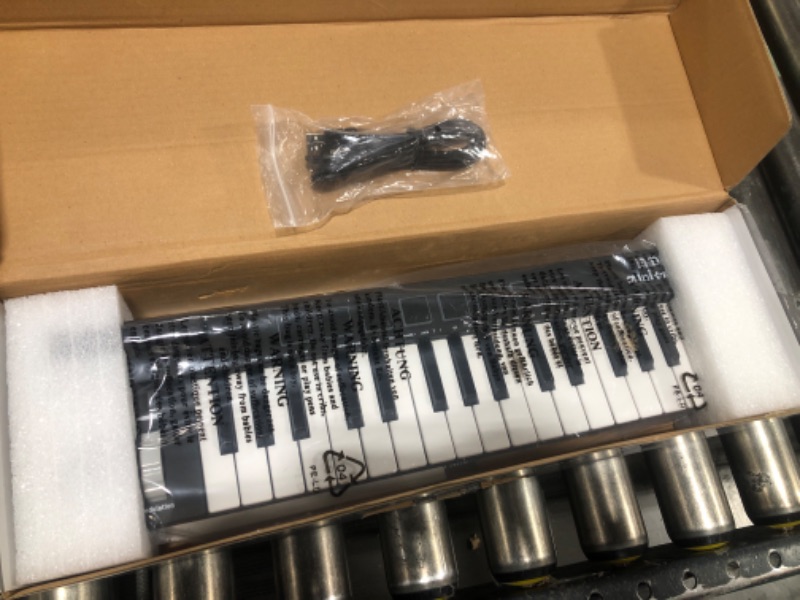 Photo 2 of midiplus, 32-Key minicontrol USB MIDI Keyboard Controller