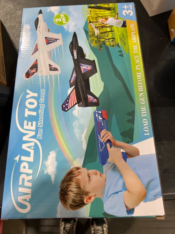 Photo 2 of 2 Pack Airplane Launcher Toy, 13.3" Jet F-16 Fighting Falcon, Catapult Plane Game Boy Toys for Kids Outdoor Flying Toys Birthday Gifts for 4 5 6 7 8 9 10 12 Year Old Boys Girls Black+white