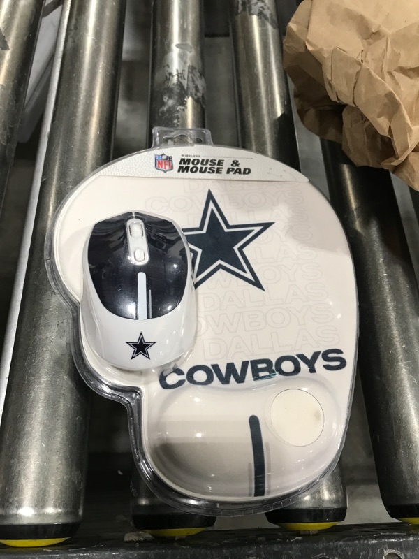 Photo 2 of SOAR NFL Mouse and Mouse Pad Dallas Cowboys