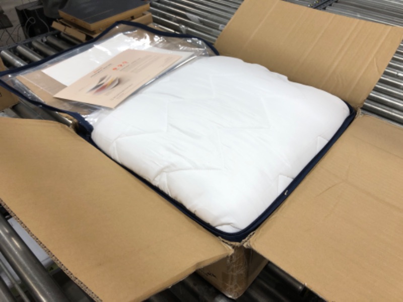 Photo 1 of Bwarm Premium Multi-Zone Electric Heated Mattress Pad King Size, 78" x 80", 9 Heat Settings, 1-12 Hours Auto Off, Individual Body and Feet Settings, Removable Comfort Layer, Machine Washable King(Single Controller)