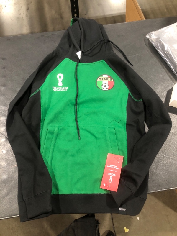 Photo 1 of Fifa World Cup 2022 Hoodie for boy. Size S