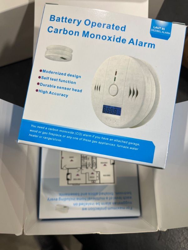 Photo 2 of 2 Packs Carbon Monoxide Detectors Carbon Monoxide Alarm CO Alarm Detector Monitor with LED Digital Display Battery Operated