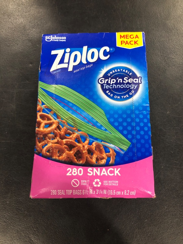 Photo 2 of Ziploc Snack Bags for On the Go Freshness, Grip 'n Seal Technology for Easier Grip, Open, and Close, 280 Count