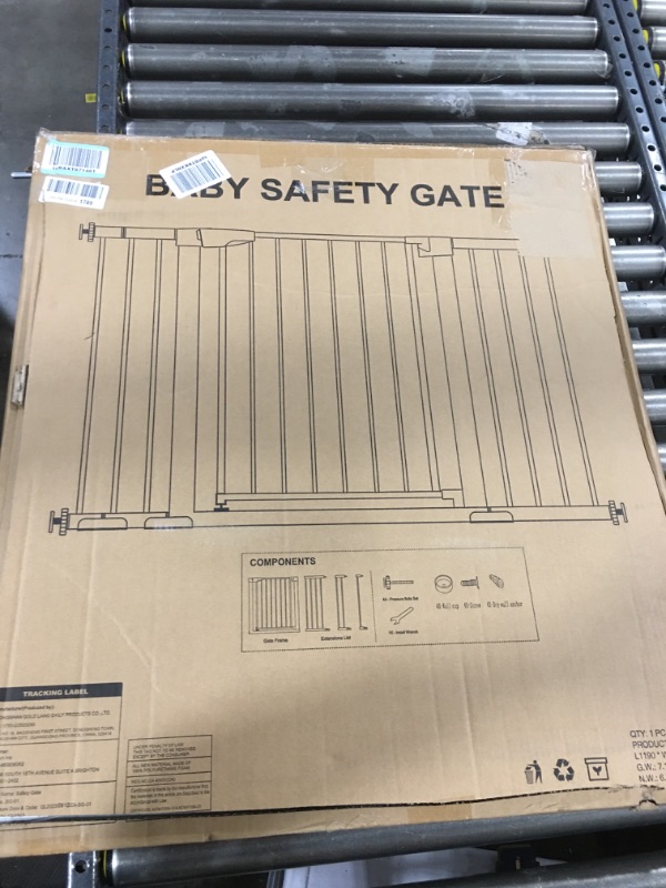 Photo 2 of Baby Safety Gate 